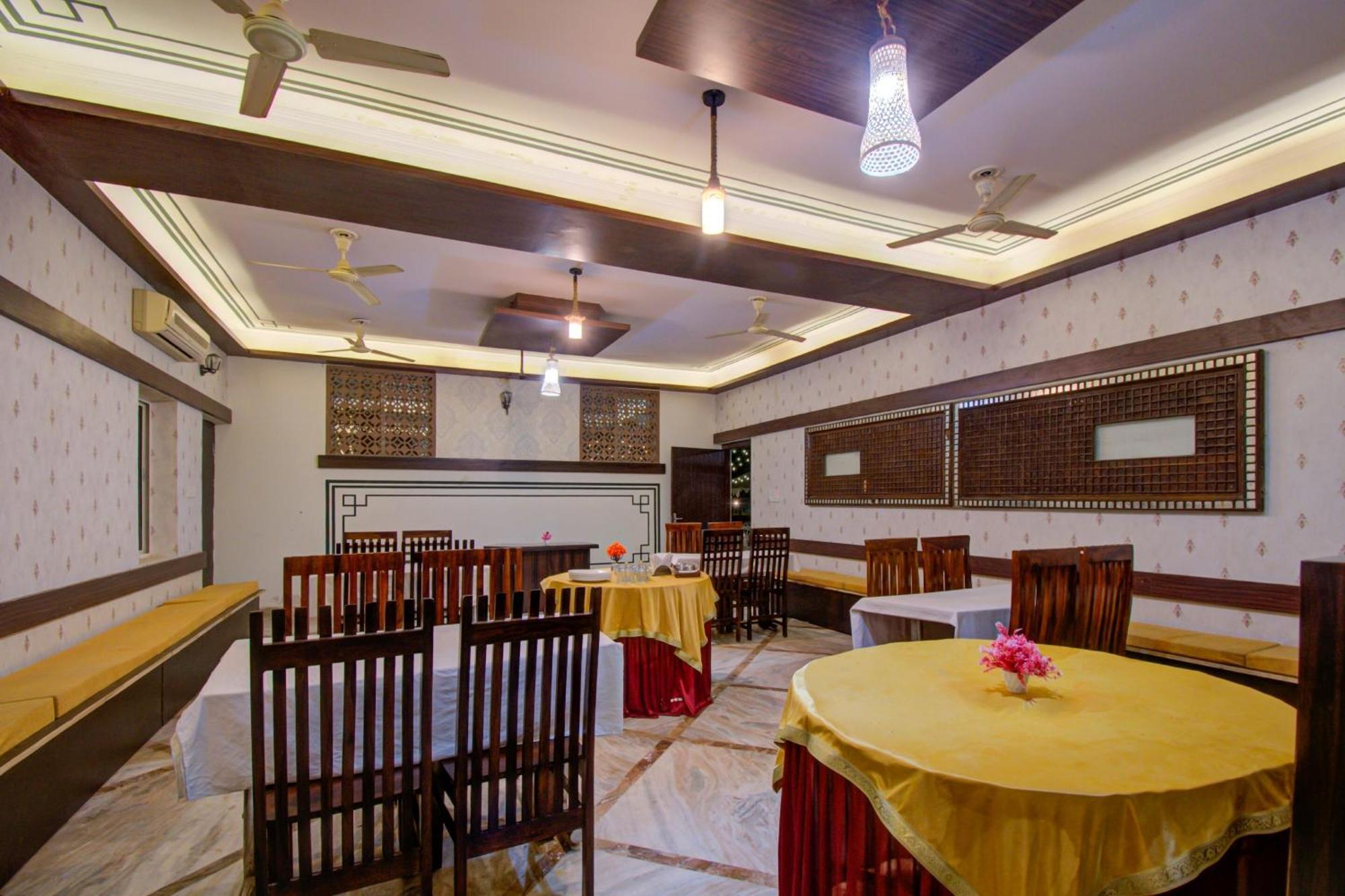 Palette - Rani Bagh Resort Jaipur Exteriör bild