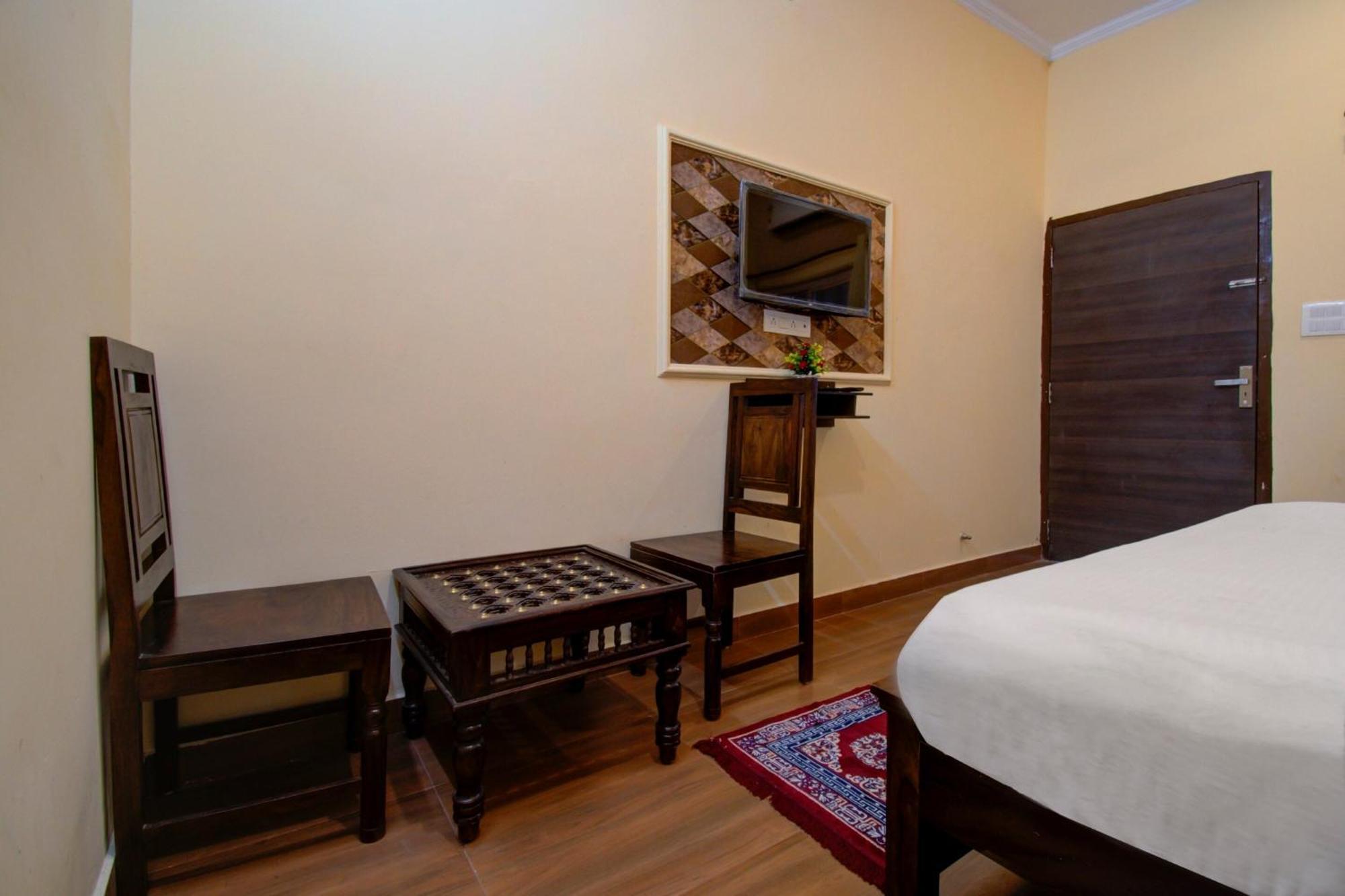 Palette - Rani Bagh Resort Jaipur Exteriör bild